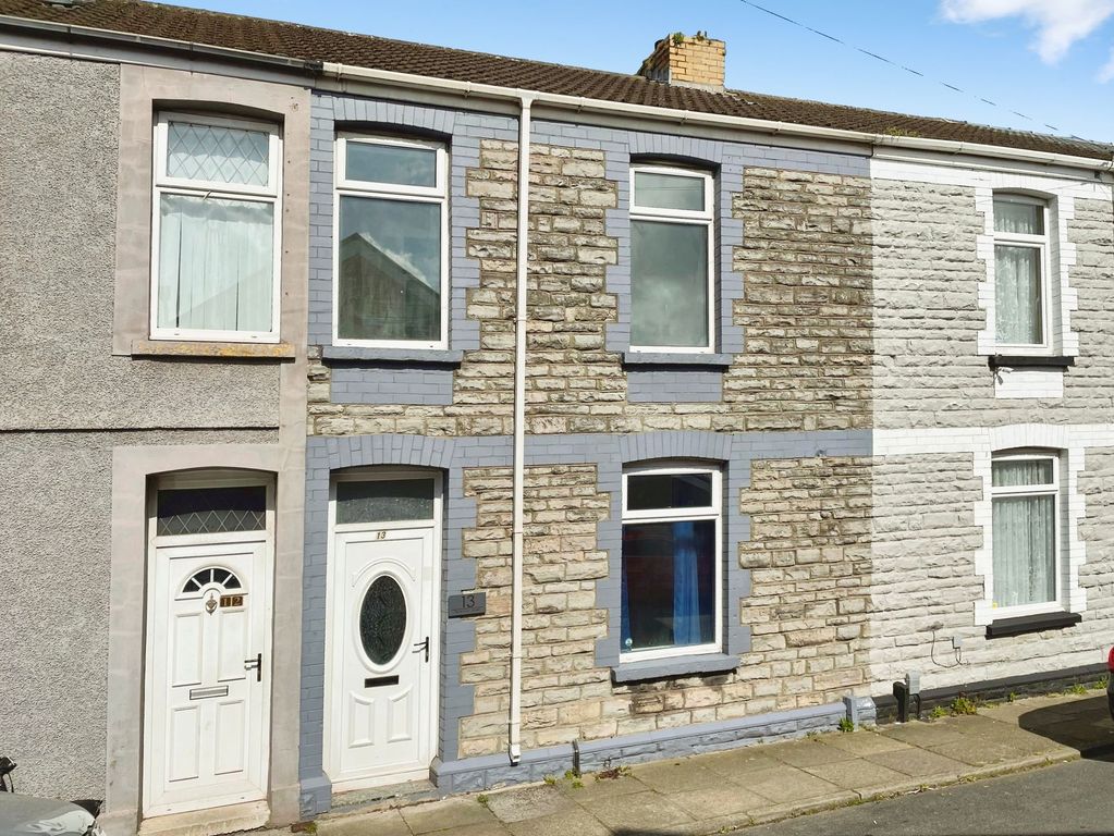 Property photo 1 of 15