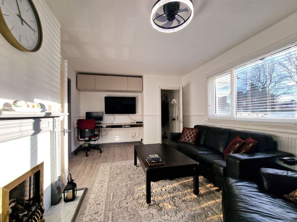 Property photo 1 of 25