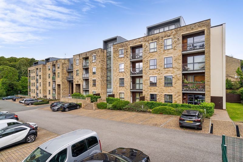 Property photo 1 of 18 Photo 15