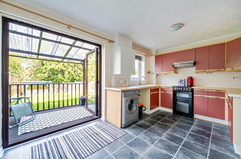 Property photo 3 of 11 1446272-7-69Ef9c66B594c