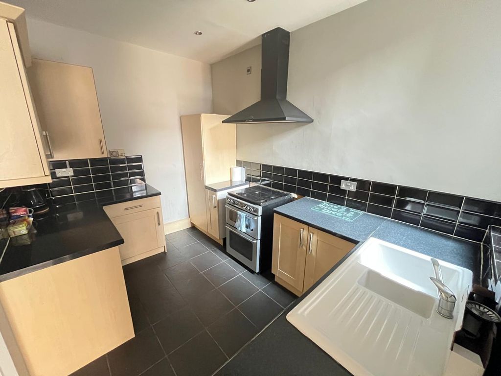 Property photo 2 of 10 Photo 2