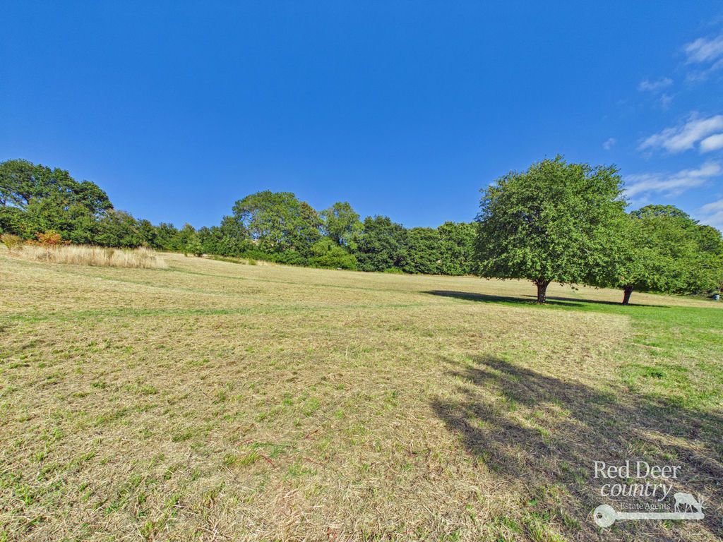 Property photo 3 of 44 Field