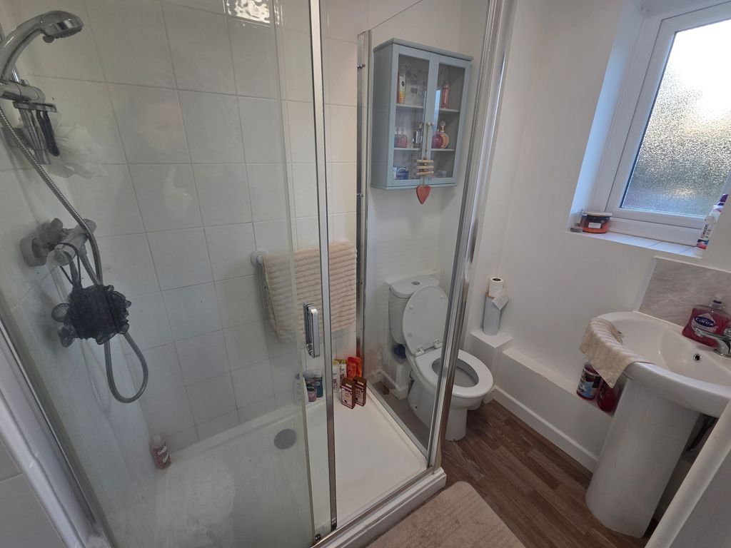 Property photo 3 of 6 Image