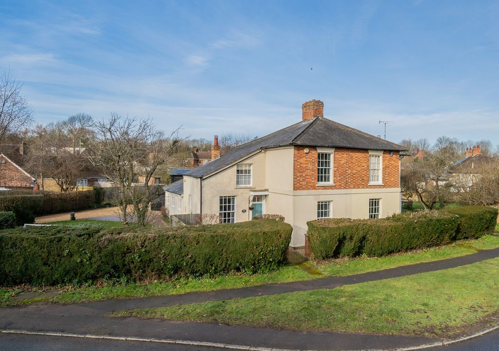 Property photo 1 of 38