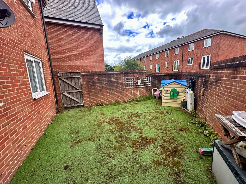 Property photo 2 of 6