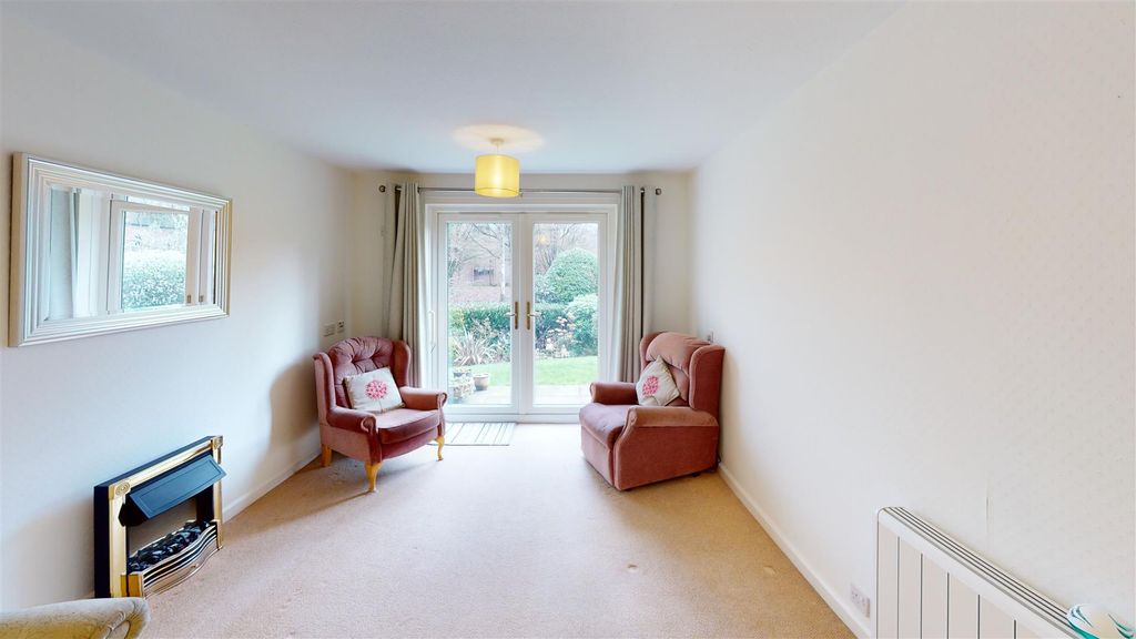 Property photo 3 of 17 Living-Room (16).Jpg