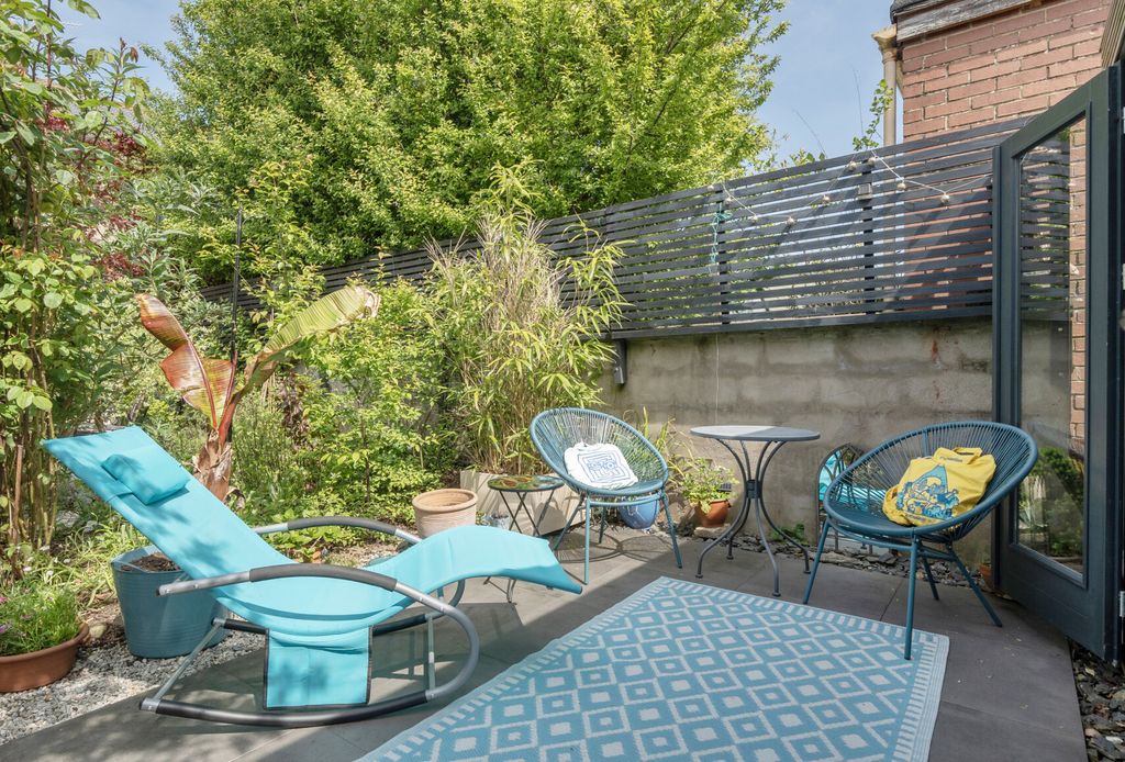 Property photo 3 of 18 1447193-5-69E8c14...