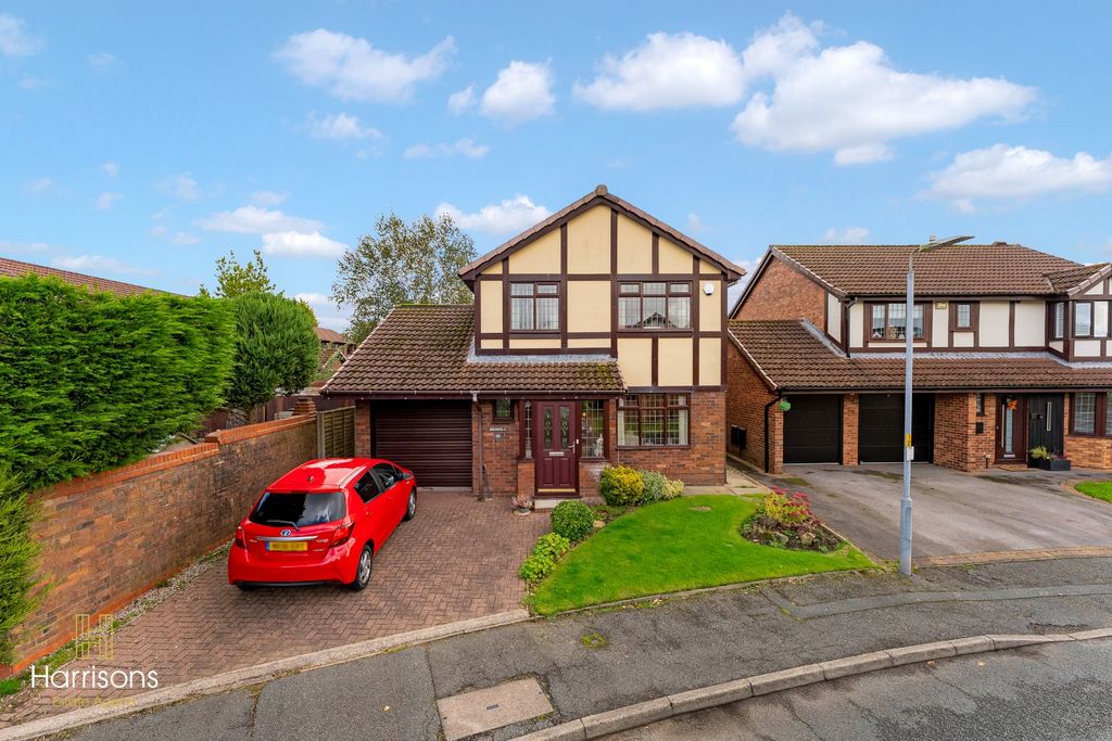 Property photo 1 of 35 5566973