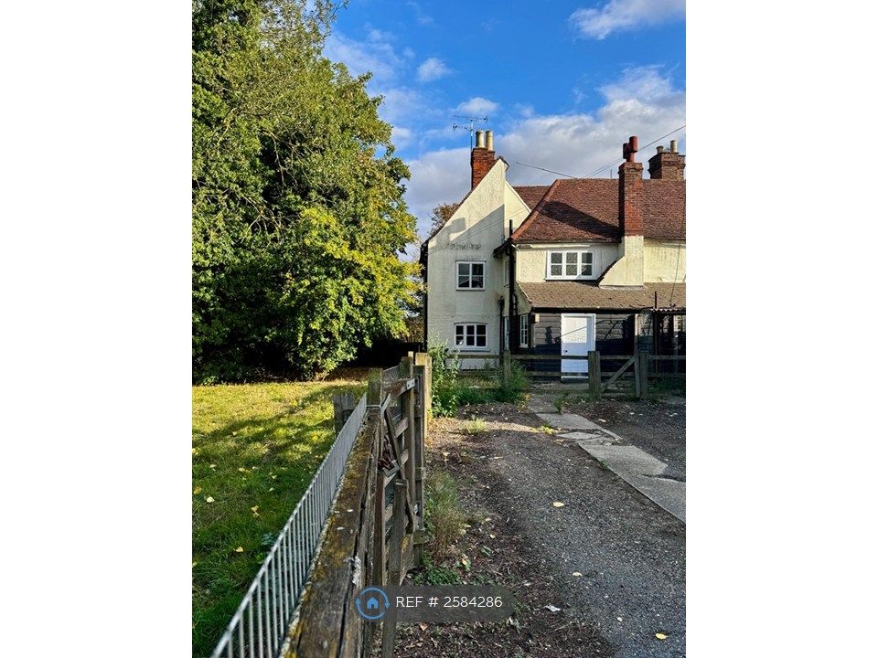 Property photo 1 of 14 Entrance &amp; Off Street Parking