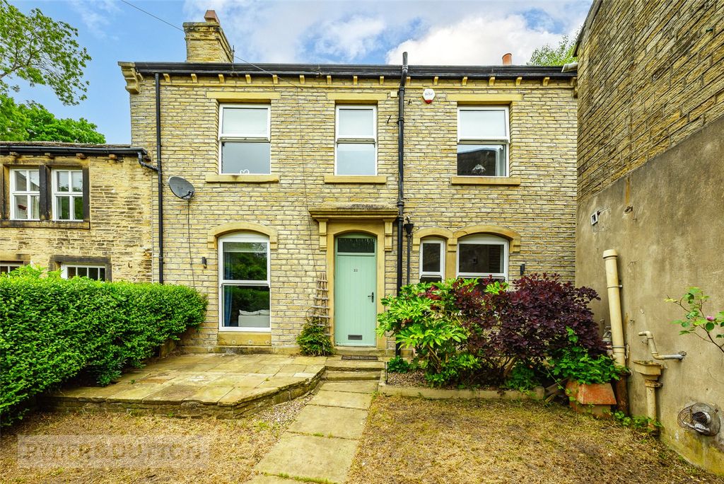 Property photo 1 of 21 Front