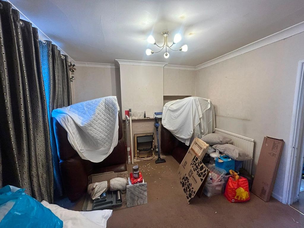 Property photo 3 of 7 Picture No. 04