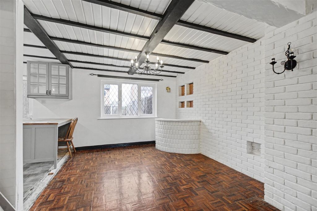 Property photo 3 of 24 Lounge Diner_5.Jpeg