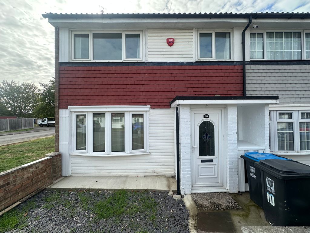 Property photo 1 of 11