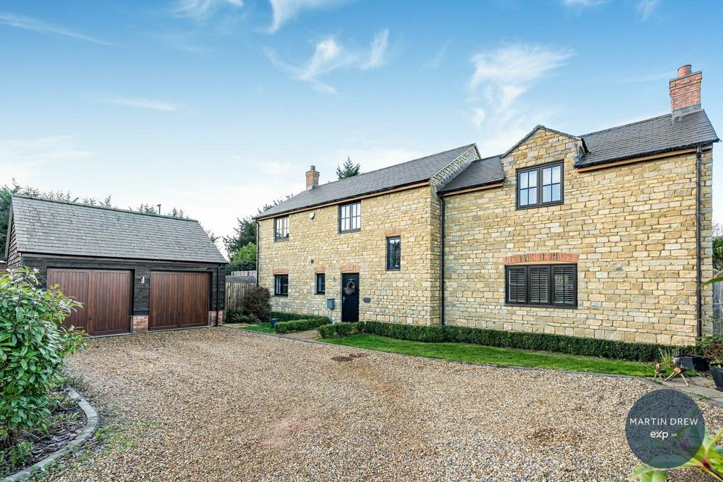 Property photo 1 of 24