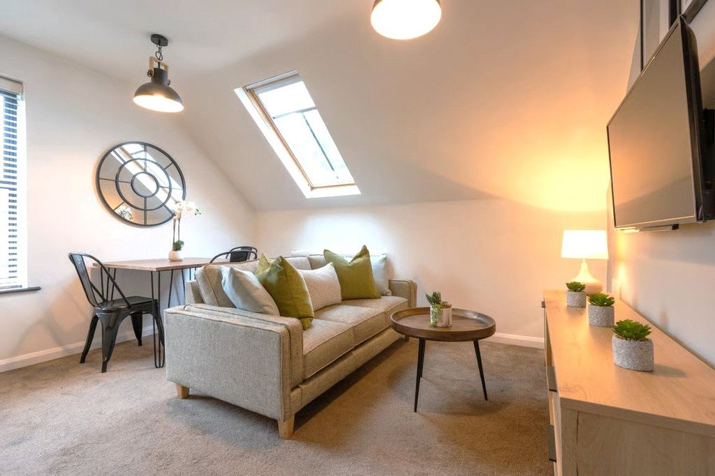 Property photo 1 of 6 Picture No. 08