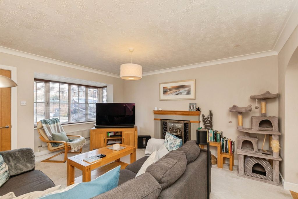 Property photo 3 of 20 Pbox-Img.Jpg