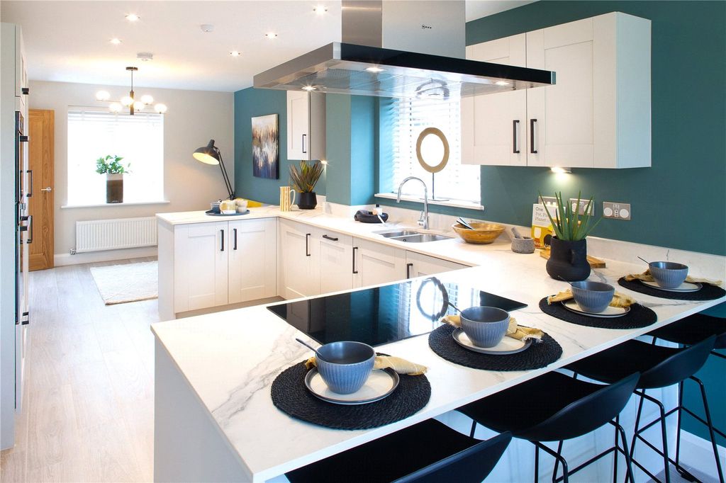 Property photo 3 of 14 Linden Show Home