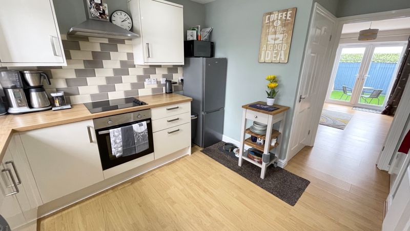 Property photo 2 of 11 Photo 3