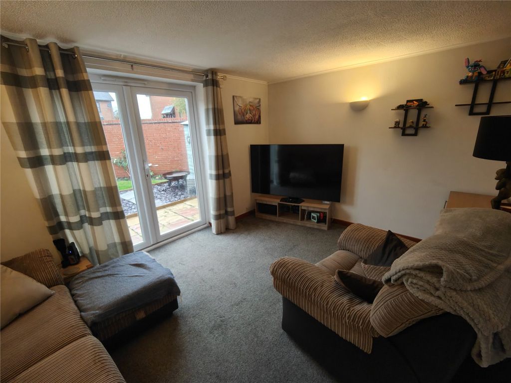 Property photo 3 of 7 Picture No. 36