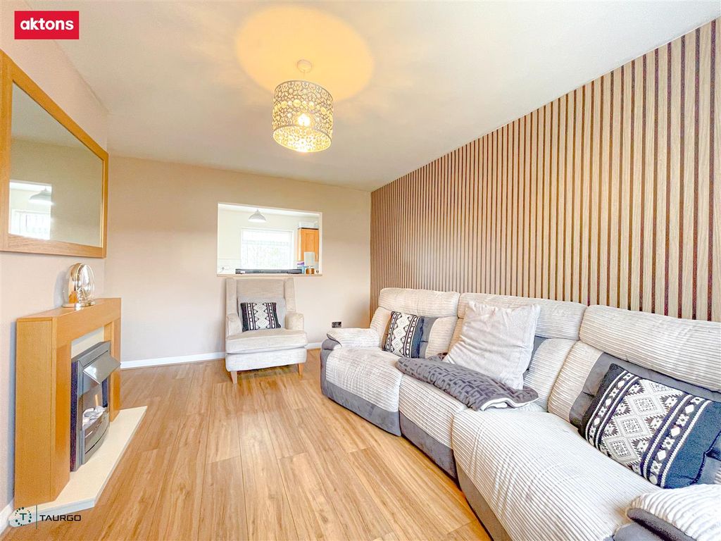 Property photo 2 of 25 Img_9158.Jpg