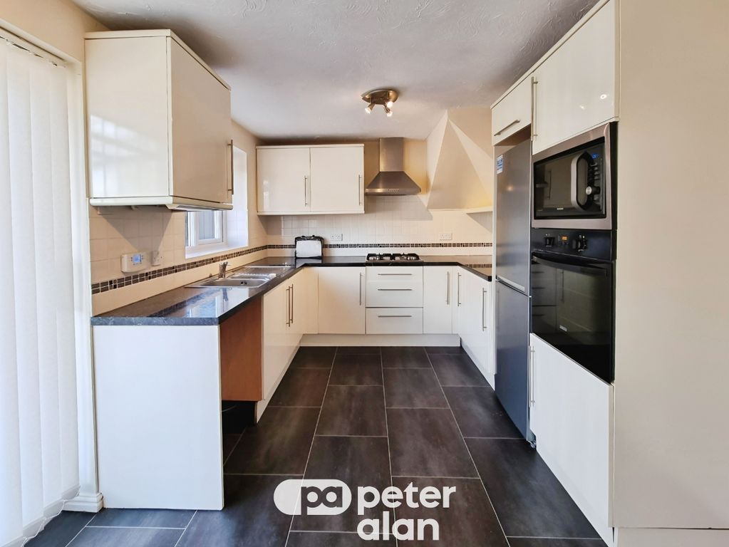 Property photo 2 of 16 Image