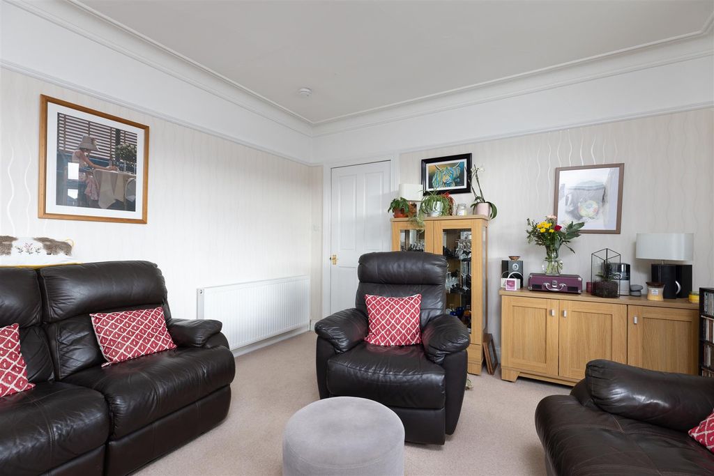 Property photo 3 of 19 4F8A8660.Jpg