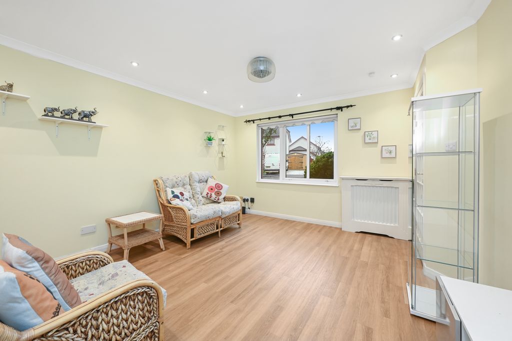 Property photo 2 of 15 Property Image 2