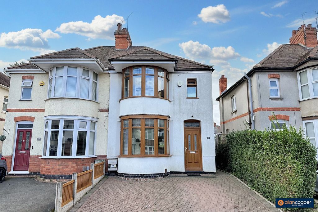 Property photo 1 of 19 4521080