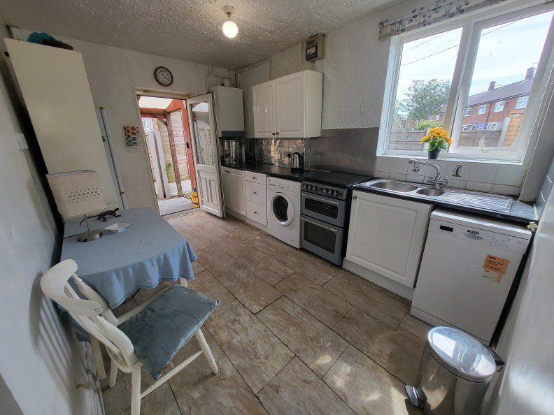 Property photo 3 of 18 Gallery