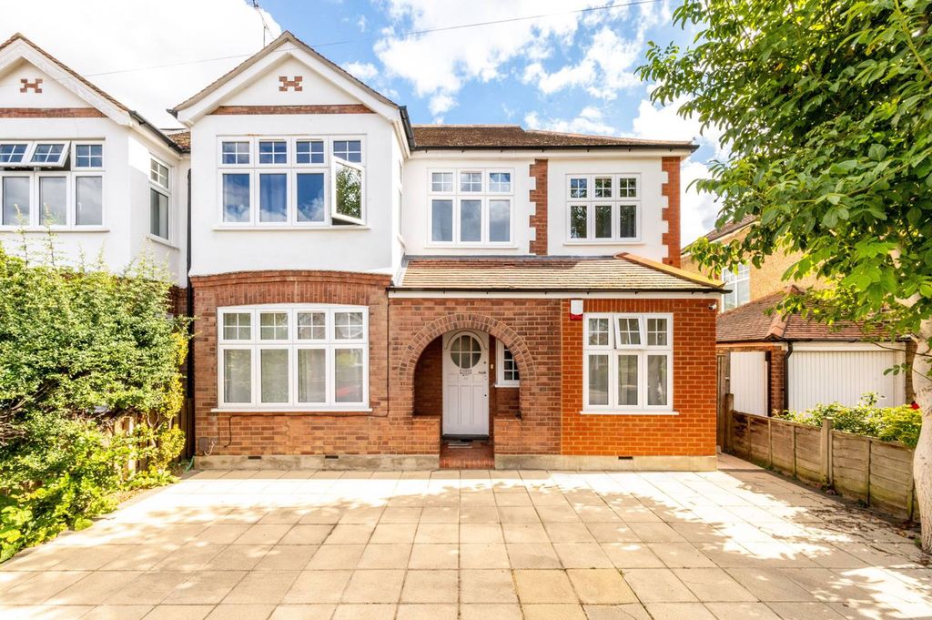 Property photo 2 of 14