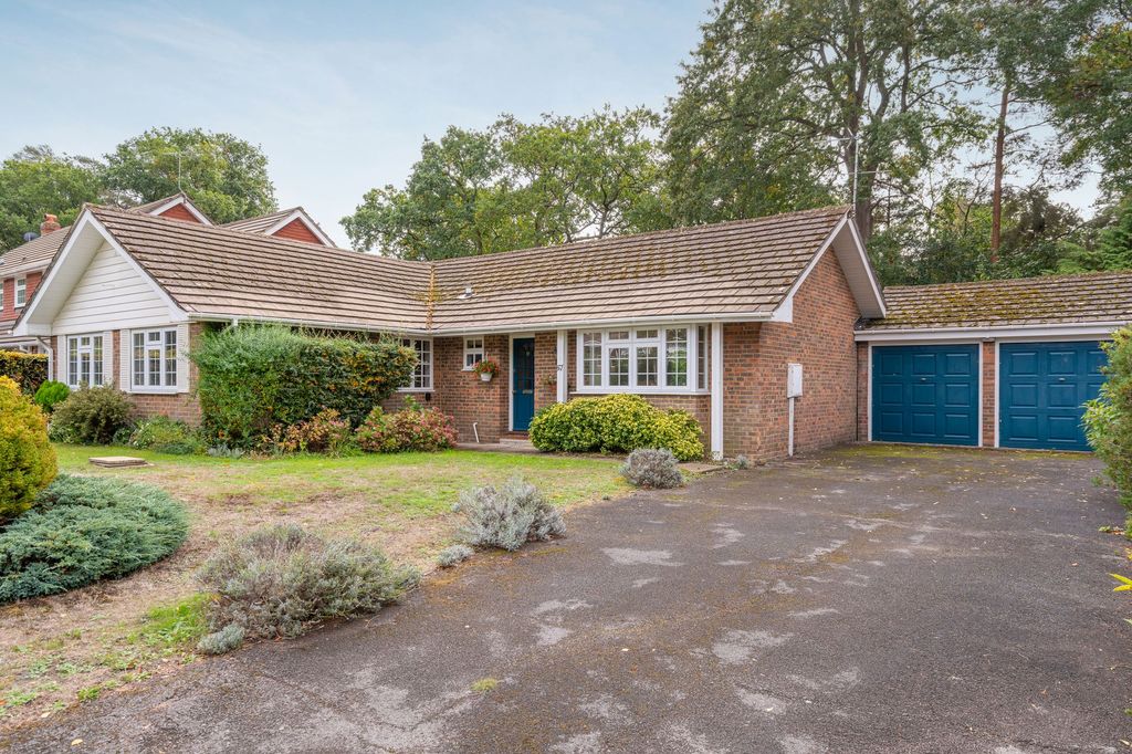 Property photo 1 of 11
