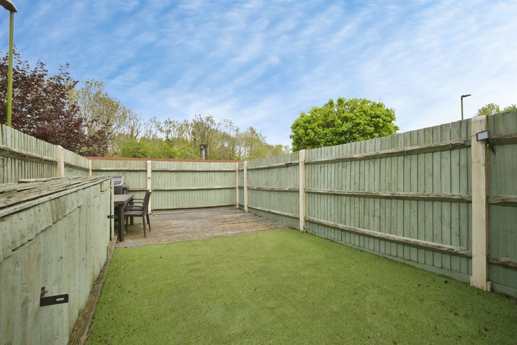 Property photo 3 of 14