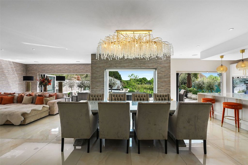 Property photo 3 of 20 Picture No. 05