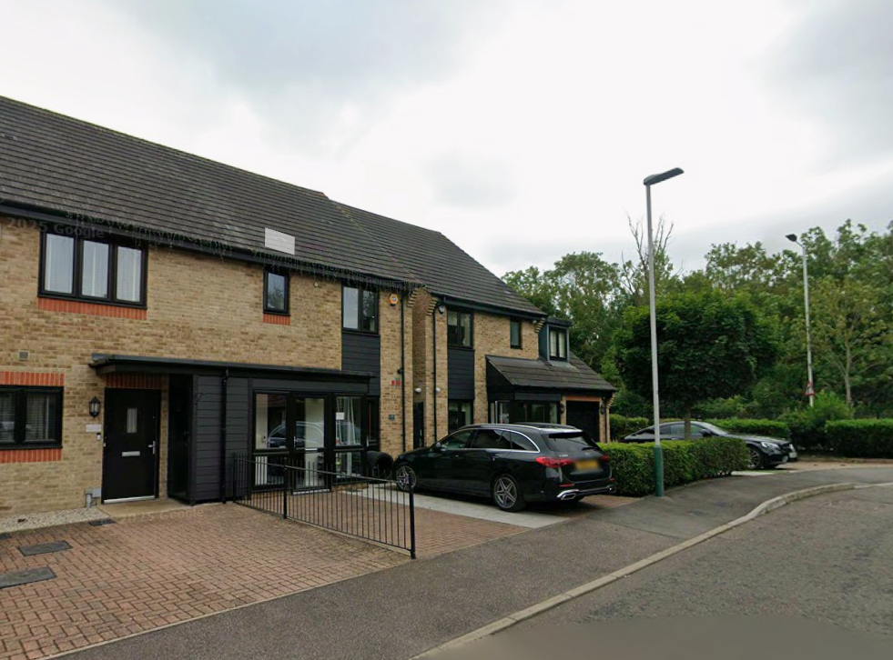 Property photo 1 of 9