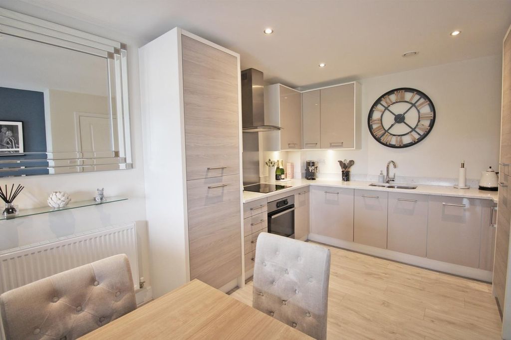 Property photo 2 of 8 2854713