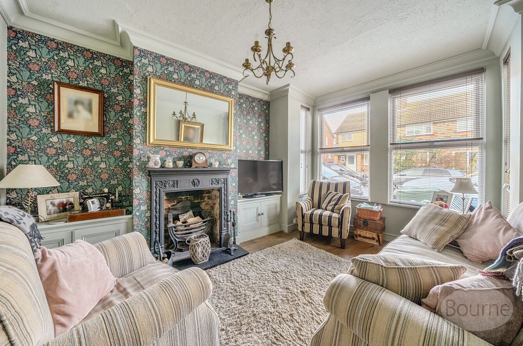 Property photo 2 of 21 05Dfefde-23Ea-41F...