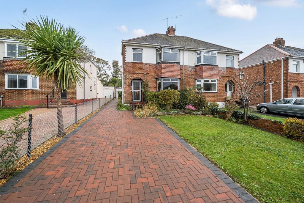 Property photo 2 of 14 1-69121Eb926324-1372447-17-6911d98Fe6c89-1.Jpg