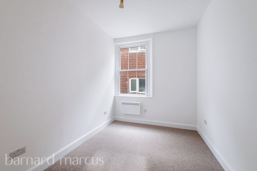 Property photo 3 of 8 Image