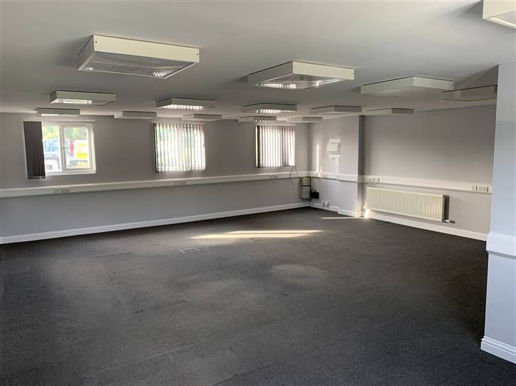 Property photo 2 of 5