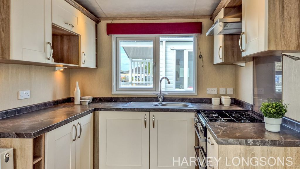 Property photo 3 of 18 Fitted Kitchen Inside The Pemberton Abingdon Static Caravan For Sale