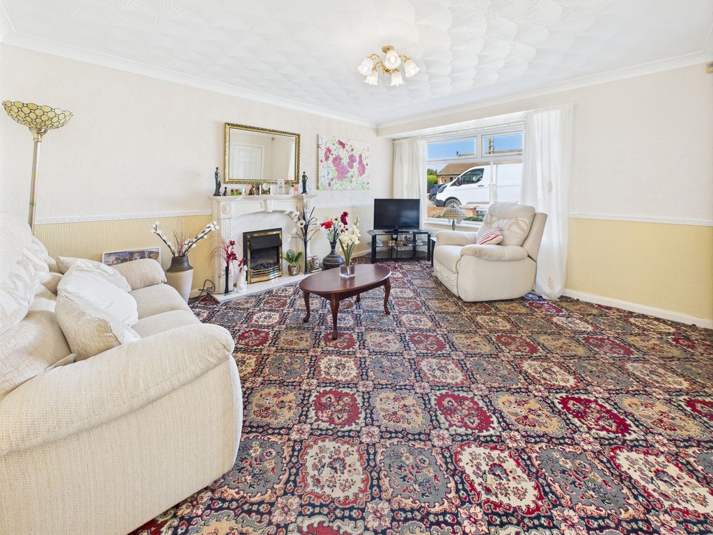 Property photo 3 of 26