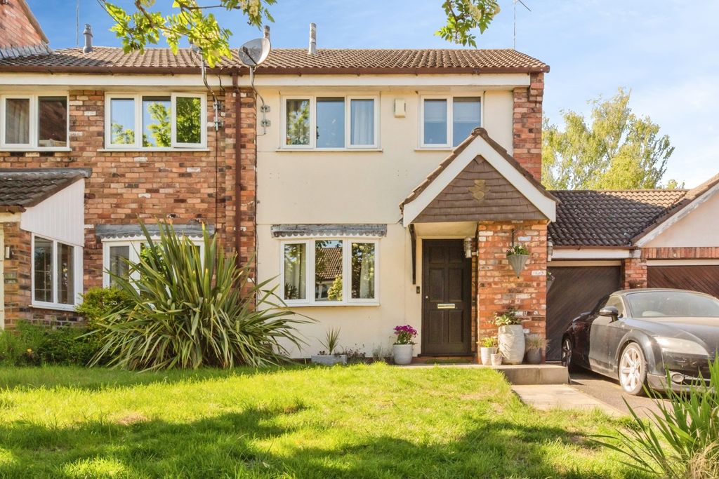 Property photo 1 of 11