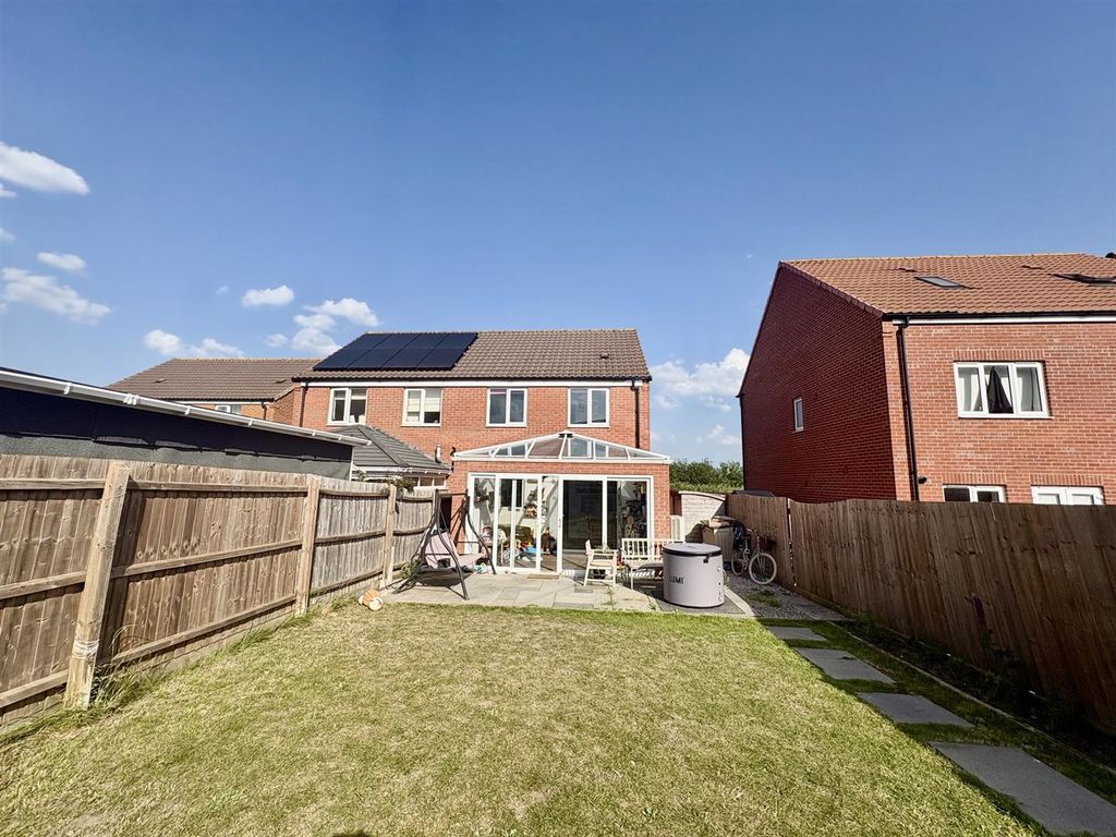 Property photo 3 of 15