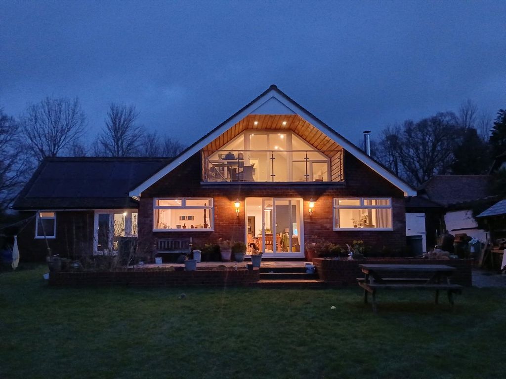 Property photo 1 of 36 Picture No. 75