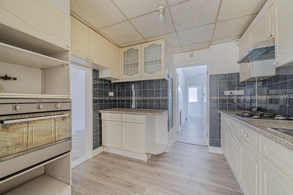 Property photo 3 of 20 1345539-13-68Af1B...