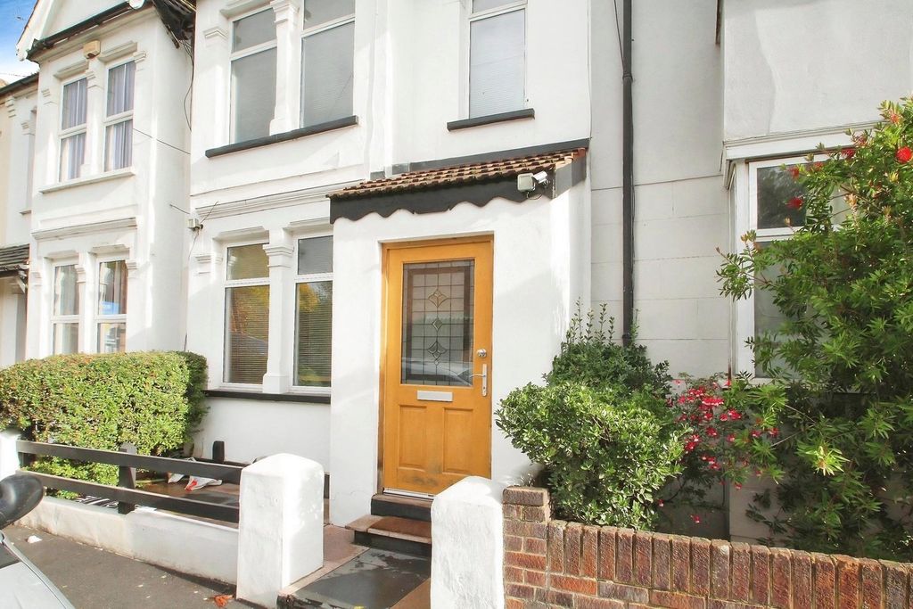 Property photo 1 of 13