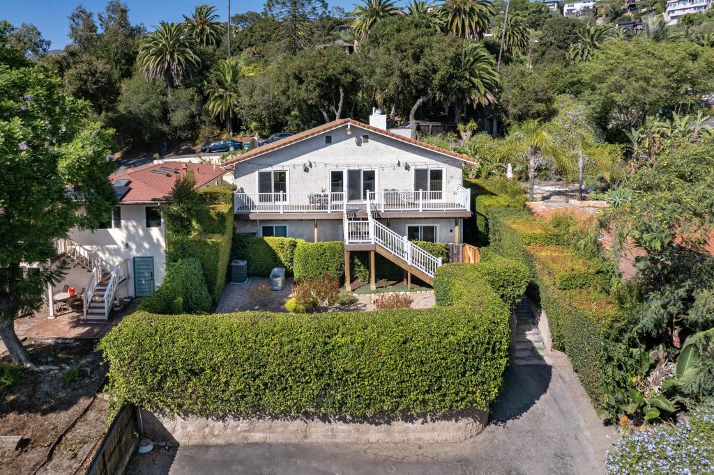 Property photo 3 of 10 <Alttext/>