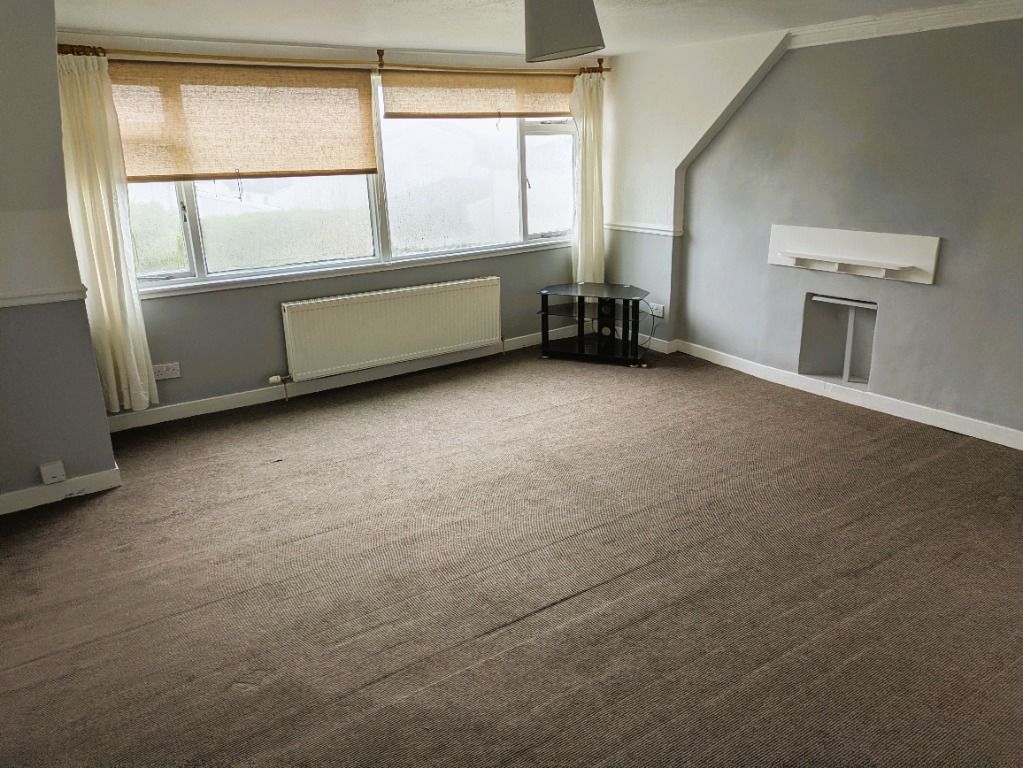 Property photo 3 of 11 Photo 3