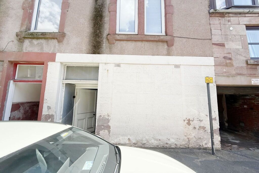 Property photo 3 of 7