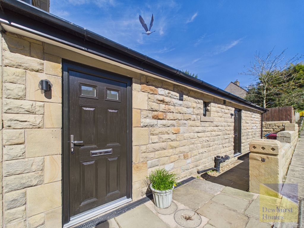 Property photo 1 of 4